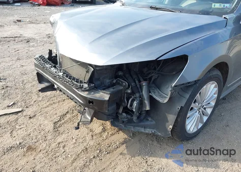 2017 Volkswagen Passat 1.8T Se из США, поврежденный, VIN 1VWBT7A35HC063362